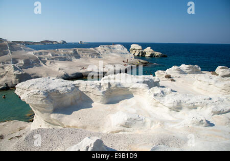 Sculptures en grès de plage de sarakiniko à Milos Grèce Banque D'Images