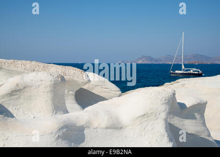 Sculptures en grès de plage de sarakiniko à Milos Grèce Banque D'Images