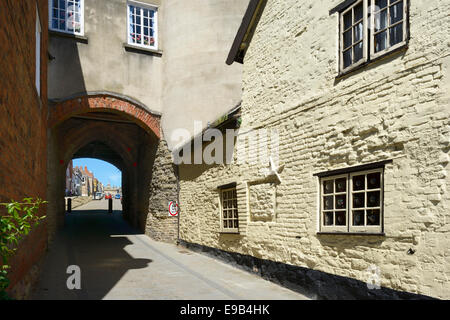 Le 13e siècle une large porte, la seule porte médiévale, Ludlow, Shropshire, Angleterre, Royaume-Uni. L'Europe Banque D'Images