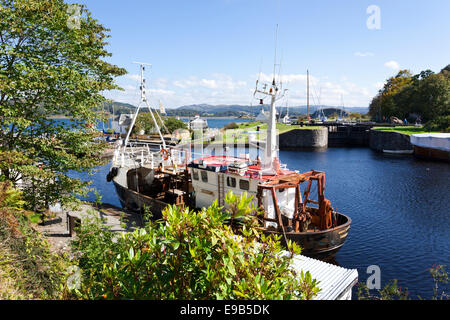 Sur le bassin du canal Crinan Canal Crinan, Knapdale, ARGYLL & BUTE, Ecosse UK Banque D'Images