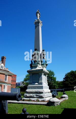 YONKERS, NY : la guerre civile monument érigé en 1892 par les citoyens de Yonkers pour honorer les soldats tombés de leur région Banque D'Images