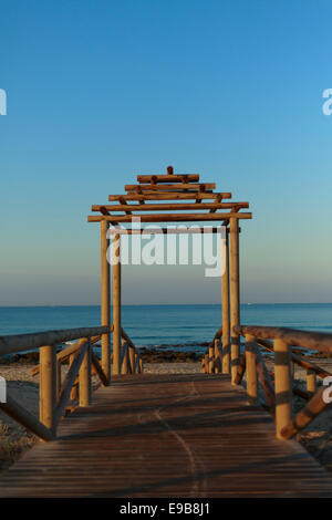 La porte vers l'horizon. Banque D'Images