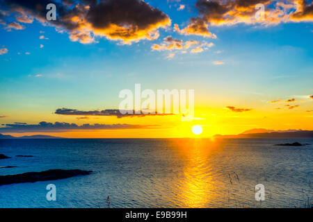 Le coucher du soleil, sur le point of Sleat, Skye, Hébrides intérieures, Ecosse Banque D'Images