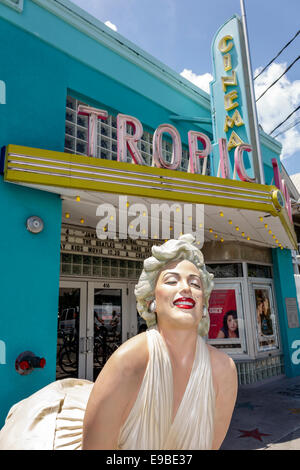 Key West Florida, Keys Eaton Street, Tropic Cinema, marquee, Marilyn Monroe, fibre de verre, statue, les visiteurs voyage visite touristique site touristique Banque D'Images