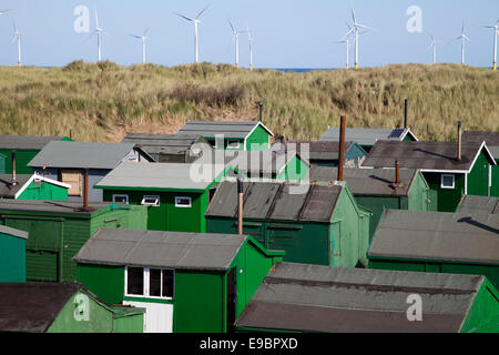 Cabanes de pêcheurs à la Gare du Sud, Redcar, l'Angleterre, près de Paddy's Hole. Banque D'Images