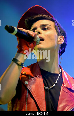 Barcelone - le 23 mai : Abraham Mateo (Espagnol) à la chanteuse pop Pop Festival Primavera par Los 40 principales. Banque D'Images