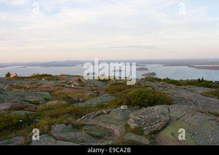 L'Acadia National Park, moi - septembre 4, 2014 : La vue depuis le haut de Cadillac Mountain. Banque D'Images