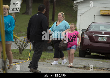 Mcintyre, GA, USA. Sep 23, 2014. Le miel Bobo avec la mère et le personnel de production Juin à domicile dans les régions rurales de Géorgie © Robin Rayne Nelson/ZUMA/Alamy Fil Live News Banque D'Images