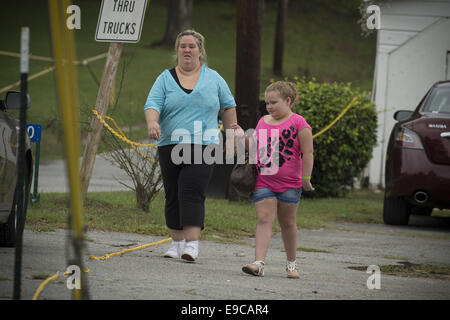 Mcintyre, GA, USA. Sep 23, 2014. Le miel Bobo avec la mère et le personnel de production Juin à domicile dans les régions rurales de Géorgie © Robin Rayne Nelson/ZUMA/Alamy Fil Live News Banque D'Images