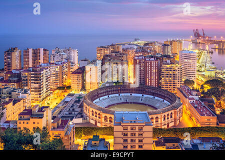 Malaga, Espagne cityscape sur la mer Méditerranée. Banque D'Images