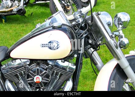 NOTTINGHAM, Royaume-Uni. 1 juin 2014 : Détail d'une Harley Davidson moto vintage à vendre à Nottingham, Angleterre. Banque D'Images