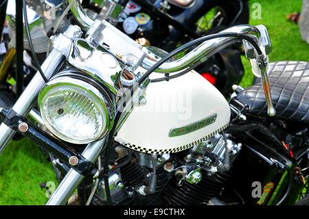 NOTTINGHAM, Royaume-Uni. 1 juin 2014 : Détail d'une Harley Davidson moto vintage à vendre à Nottingham, Angleterre. Banque D'Images