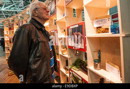 Le Lingotto Fiere, Turin, Italie. 25 octobre, 2014. Le Salone del Gusto e Terra Madre : crédit facile vraiment Star/Alamy Live News Banque D'Images