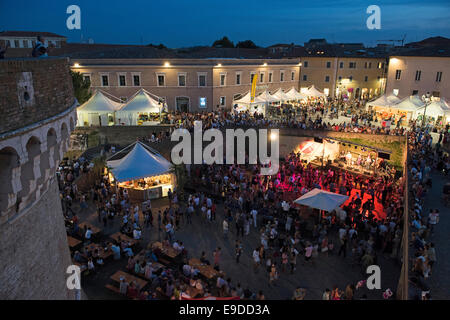 Amnonario Rocca Roveresca, Foro, Rock & Roll, à l'été 2014, Jamboree Senigallia, Italie Banque D'Images