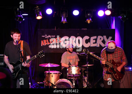 New York, New York, USA. 25 octobre, 2014. Concord Nord joue au Arlene's Grocery sur Stanton Street à New York pour le CMJ Music Marathon, le 25 octobre 2014, photo de John Marshall © Mantel Mantel, John Marshall/ZUMA/Alamy Fil Live News Banque D'Images