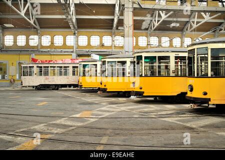 Classe ATM 1500 Tramway. Milan, Italie (Leoncavallo depot) Banque D'Images