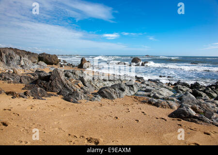 L'océan Atlantique d'une plage dans la région de Foz, Porto, Portugal Banque D'Images