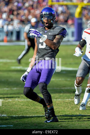 25 octobre 2014 : .TCU Horned Frogs receveur Josh Doctson (9) dans l'action d'un match de football entre les NCAA Texas Tech Red Raiders et le TCU Horned Frogs au stade Amon G. Carter à Fort Worth, Texas. Banque D'Images