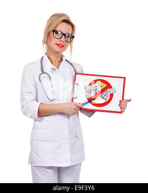 Female doctor holding cloipboard avec stop drug Banque D'Images