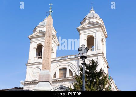 Église de la Trinité-des-Monts d'Espagne Banque D'Images