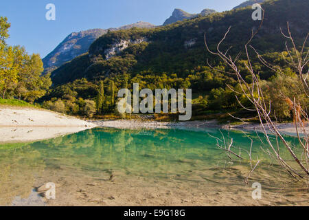 Le Lac de Tenno, Italie Banque D'Images