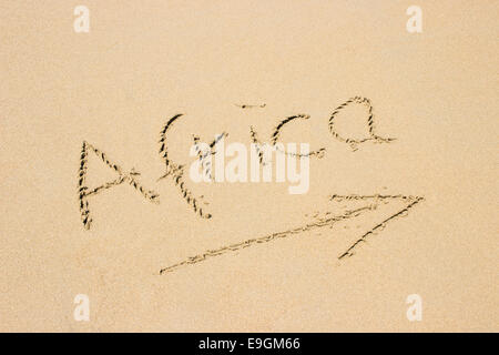 Plage de sable avec lettrage Afrique/ Banque D'Images
