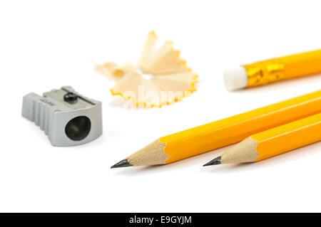 Taille-crayons et isolé sur fond blanc Banque D'Images