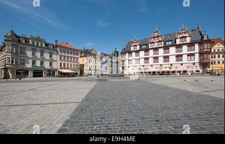 Marché avec l'hôtel de ville, Stadthaus Coburg Coburg, Haute-Franconie, Bavière, Allemagne Banque D'Images