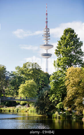 La tour de télévision de Hambourg ou Heinrich-Hertz-Turm, Hambourg, Hambourg, Allemagne Banque D'Images