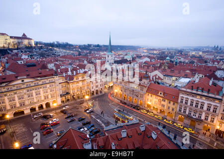 Vue de l'église Saint Nicolas, Prague, République Tchèque Banque D'Images