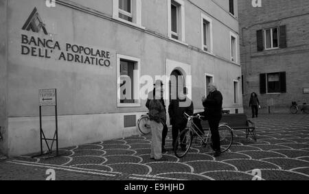 Les marches ou les Marches est une région accidentée et très région préservée sur la côte est de l'Italie Banque D'Images