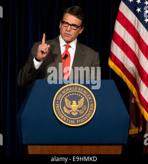 Simi Valley, Californie, USA. 27 Oct, 2014. Le gouverneur du Texas, RICK PERRY, parle à la Bibliothèque présidentielle Ronald Reagan. © Brian Cahn/ZUMA/Alamy Fil Live News Banque D'Images