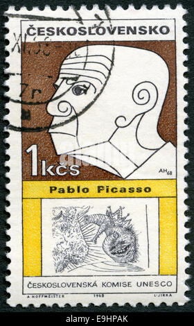 La Tchécoslovaquie - 1968 : affiche portrait de Pablo Picasso (1881-1973), série de personnalités culturelles du 20e centenaire et une Banque D'Images