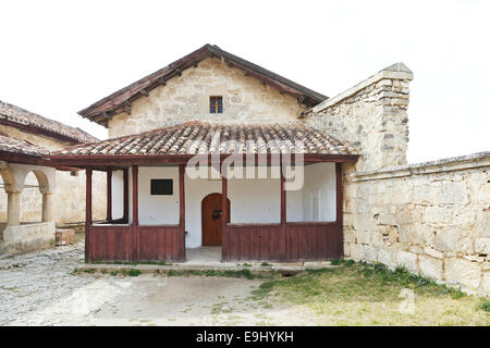 La petite synagogue) (Karaite Kenesa - maison de prière karaïte, construit en 18 siècle dans chufut-excrг ville, Crimée Banque D'Images