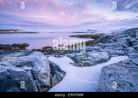 Tôt le matin, photographie d'un paysage pittoresque à Sommaroy, Norvège Banque D'Images