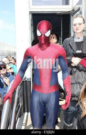 L'acteur de 'The Amazing Spider-Man 2" l'Empire State Building en vedette : Spider Man Où : NYC, New York, United States Quand : 26 Avr 2014 Banque D'Images