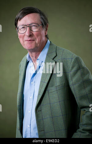 Journaliste, Éditeur, historien et auteur, Sir Max Hugh Macdonald Hastings, FRSL, FRHistS au Edinburgh Book Festival. Banque D'Images