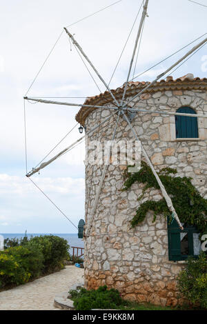 Moulin à vent traditionnel grec au nord de l'île de Zakynthos Banque D'Images