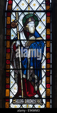 Saint Jacques le Majeur de vitraux, l'église All Saints, Kings Bromley, Staffordshire, England, UK Banque D'Images