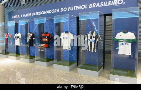 L'équipe de football jersey aéroport international de Brasilia Brésil Banque D'Images