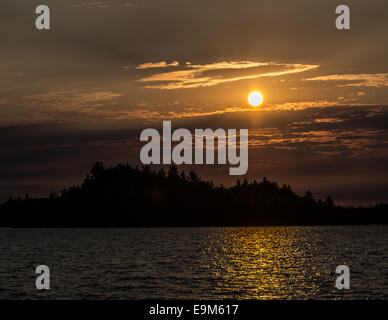 Lever du soleil sur le lac Brulé Banque D'Images