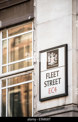 Londres, UK - Signes marquant Fleet Street à Londres, le lieu traditionnel des journaux du Royaume-Uni et de l'industrie des médias. Banque D'Images