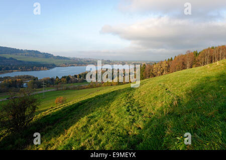 Lac Grüntensee, de Hinterreute, à l'Est, de l'Allgäu souabe, Bavière, Allemagne Banque D'Images