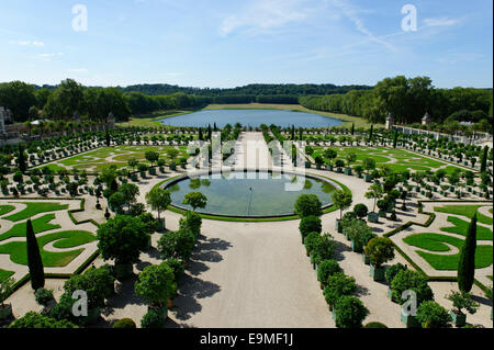 Sur le côté sud de l'orangerie, Château de Versailles, Site du patrimoine mondial de l'UNESCO, Département Yvelines, région Ile-de-France Banque D'Images
