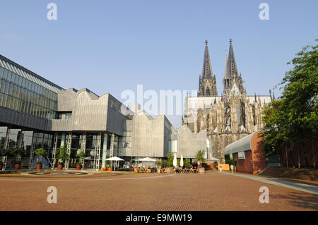 Museum Ludwig, Cathédrale, Cologne, Allemagne Banque D'Images