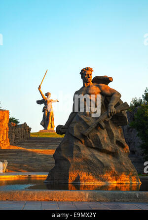 La patrie des appels ! Monument à Volgograd Banque D'Images