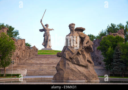 La patrie des appels ! Monument à Volgograd Banque D'Images