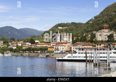 Lac Maggiore Laveno Banque D'Images