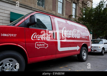 Coca-Cola hybride van service - USA Banque D'Images