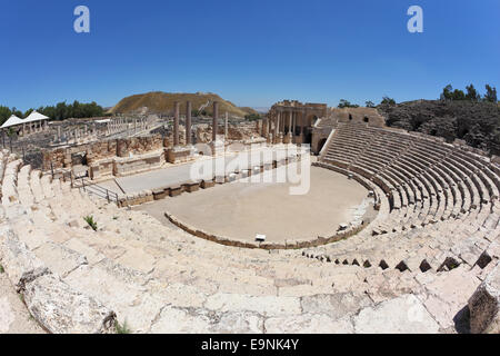 Amphithéâtre romain magnifiquement en Israël Banque D'Images